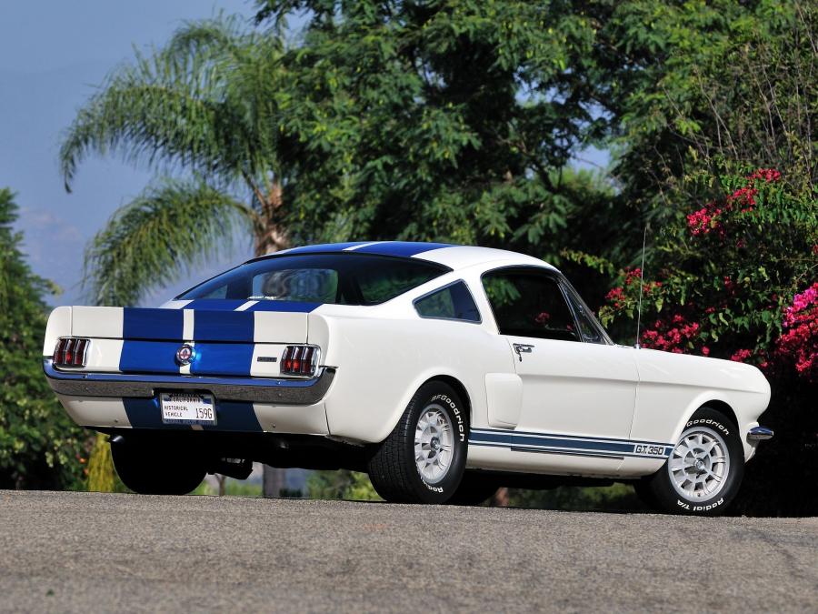  Shelby GT350 1966 года  (фото 13 из 20)